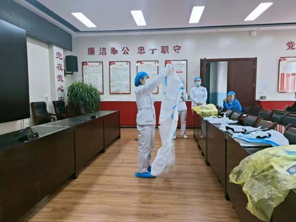 平凉市全力备战，为支援上海医疗队开展专项业务培训